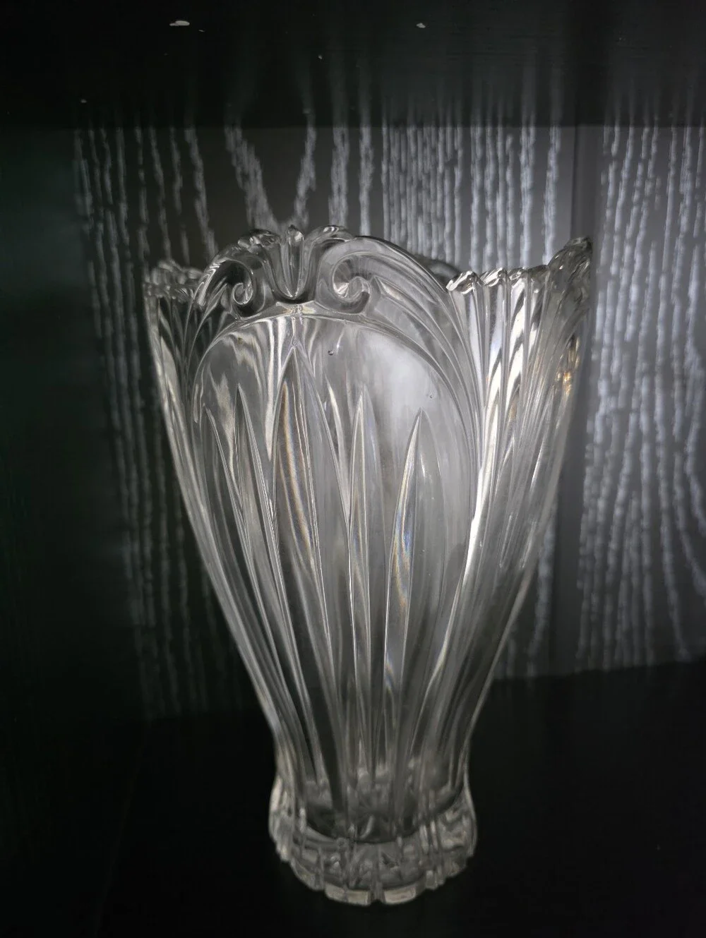 Oneida Augustina Crystal Flower Vase